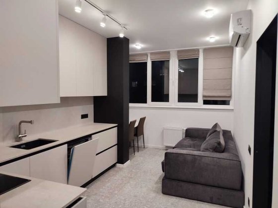 ГЕНЕРАТОР. ЗДАМ СВОЮ 1к вул.Львівська15 ЖК СВЯТОБОРметро пішки7хв.без%