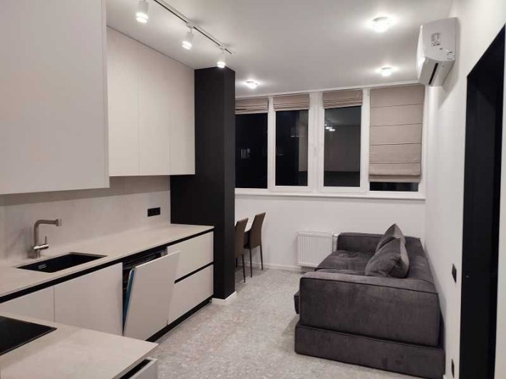 ГЕНЕРАТОР. ЗДАМ СВОЮ 1к вул.Львівська15 ЖК СВЯТОБОРметро пішки7хв.без% - фото 1