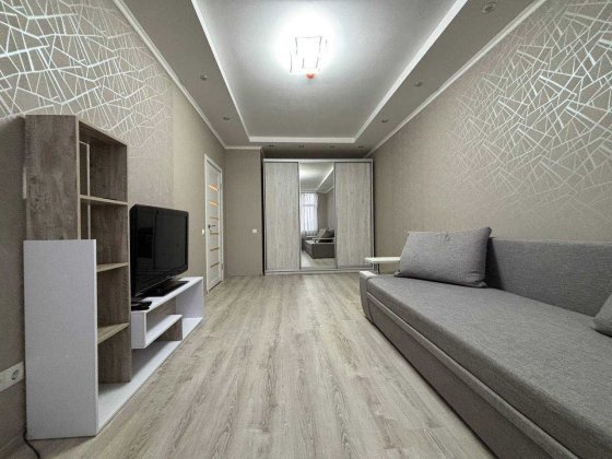 Метро Васильківська 10 хв. 1 кімн. Вул Рея Бредбері, 2 Київ