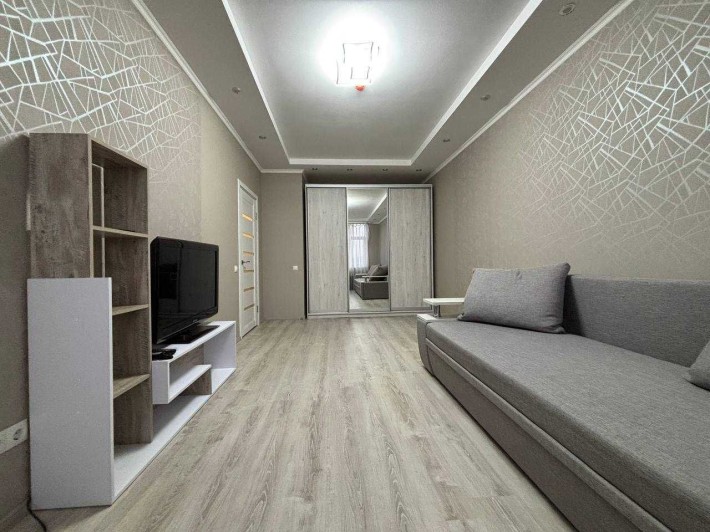 Метро Васильківська 10 хв. 1 кімн. Вул Рея Бредбері, 2 - фото 1