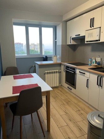 Ул. Рабочая 1 к квартира ремонт правый берег вокзал центр 15 минут - фото 1