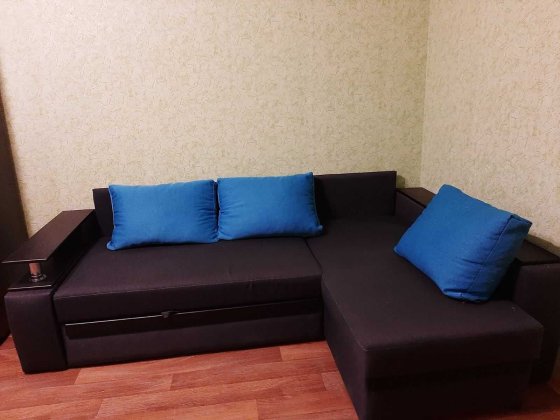 Оренда хорошої 1-к Закревського, 95 Г