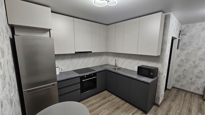 Актуально! 2ком Первая сдача. ЖК Счастливый. новый ремонт - фото 1