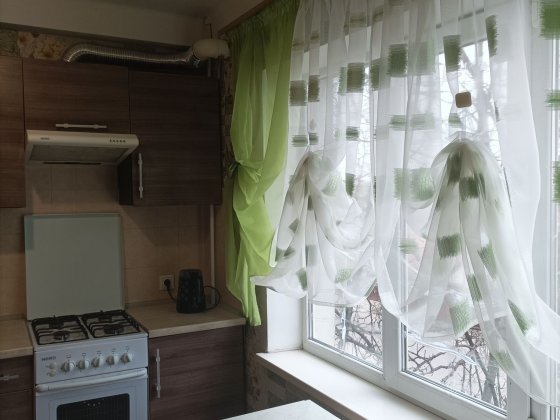 Здам 2 км. Деповська 79 А .Дом 9/4 .Парк Клімова .5 хв до рин . Анголе