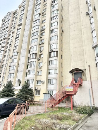 З кінця грудня! 2-кімнатна кв Набережна/ 12 квітня - фото 1