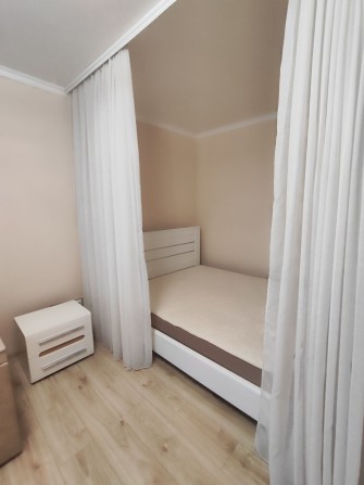 Здам 1 кімнатну з ремонтом в центрі - фото 1