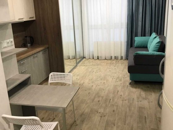 Без комісії. Тепла Квартира поруч метро від власника