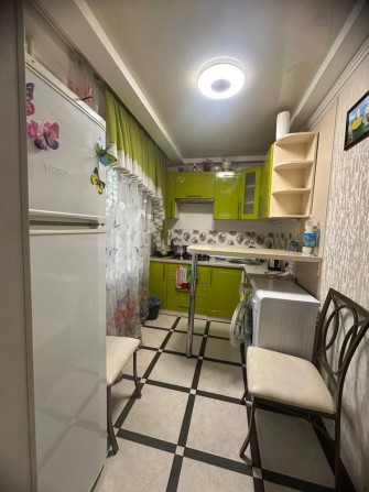 Здається 3-кімнатна квартира район Космос, вул. Парамонова - фото 1