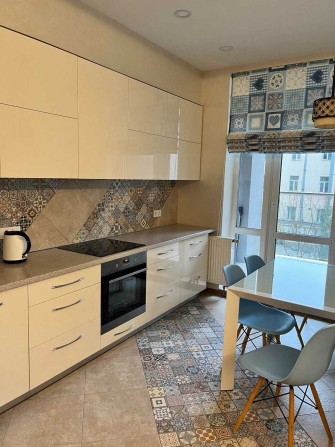 Сдам 2-комн кв в новострое в нагорном районе в ЖК IQ House - фото 1