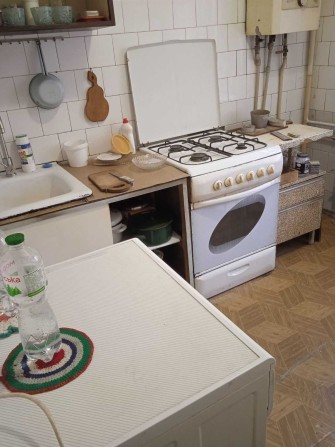 сдам квартиру ул. Сталеваров, 21-А, 6К+комуналка - фото 1