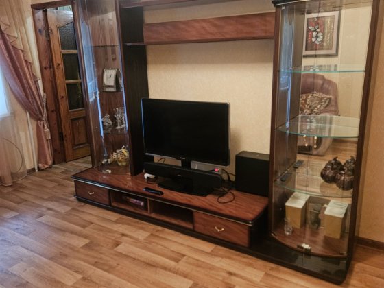 Сдаю  хорошую  1к  квартиру  рядом  с Дендропарком  , Агв Кропивницкий