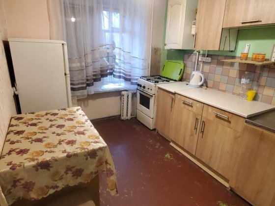 сдам 2комн квартиру пл Свободы , СВЕТ не отключают