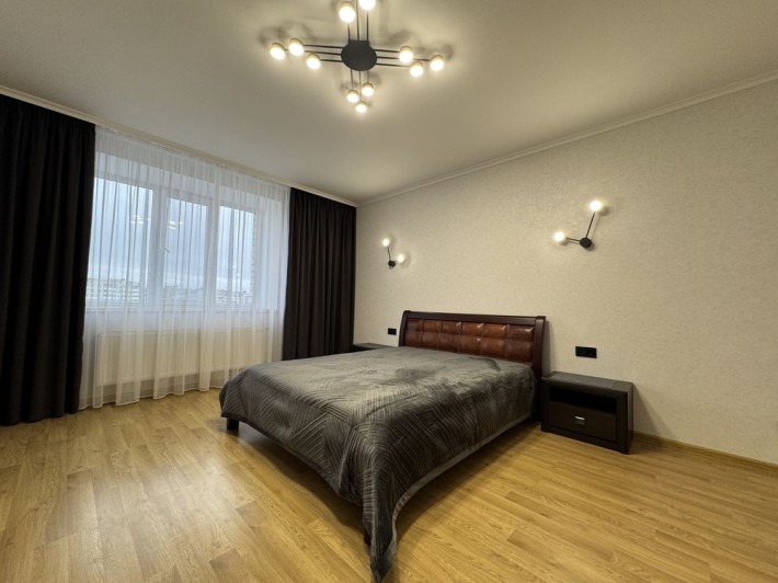 Оренда просторої 1 к квартири 58 квадратів , на Поділлі - фото 1