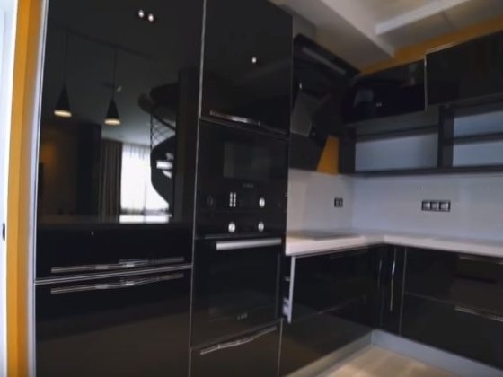 Сдам 3-х кв в центре с АО. -можно для 3 - 5  мужчин и можно на 1 мес+ Житомир