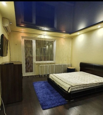 Здам велику однокімнатну біля метро Позняки - фото 1