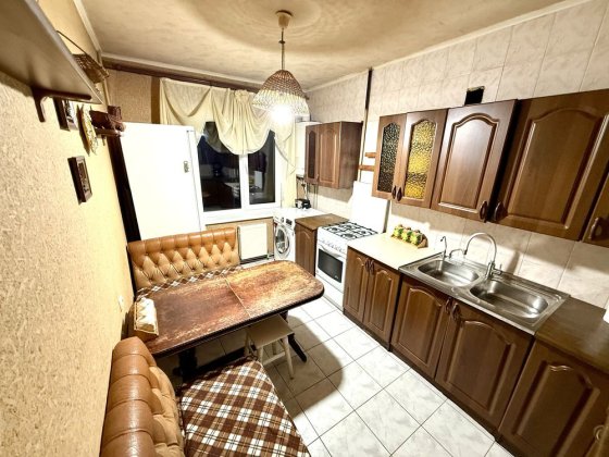 Вул.Юрія Коваленка.Трьохкімнатна квартира Кропивницкий