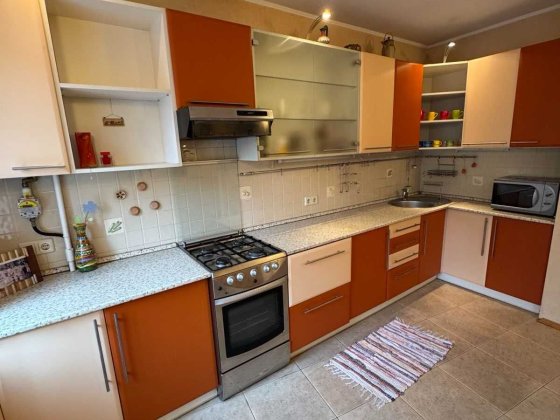 Здам 3 кім. Георгія Гонгадзе просп. (Радянської України), 7 Киев