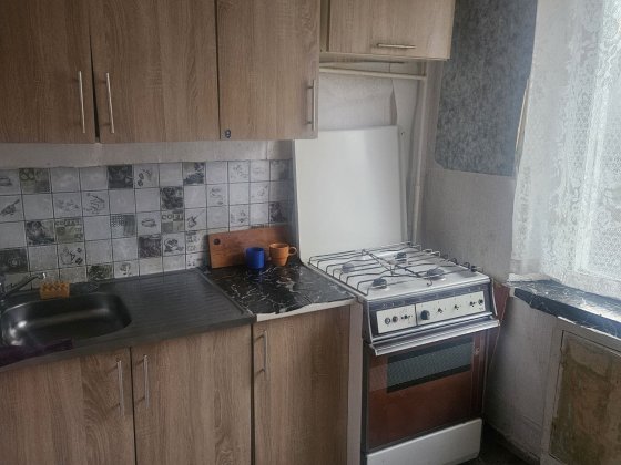 Сдаю  1к  квартиру  на Попова  в жилом  состоянии Кропивницкий