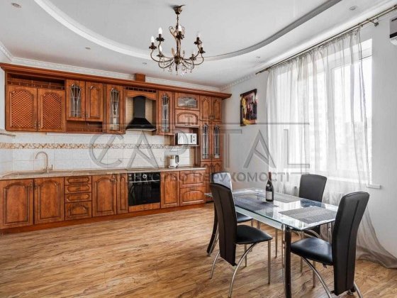 Оренда 4-кімнатної квартири на Золотоустівській, 50 Киев