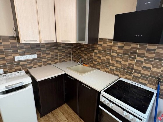 Сдам двухкомнатную квартиру на Поля Днепр