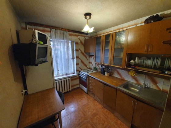 Вокзальна метро. Дипломат Холл, Ботанічний Сад Київ