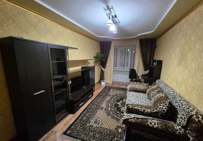 Оренда 2 к квартири р-н Набережного кварталу - фото 1