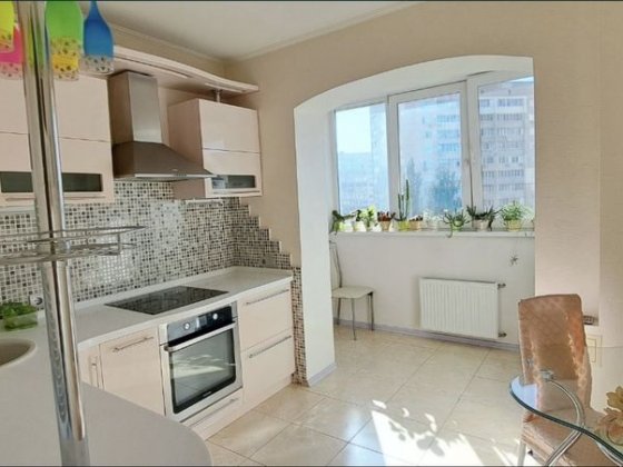 Оренда двокімнатної квартири. Пр. Леся Курбаса.