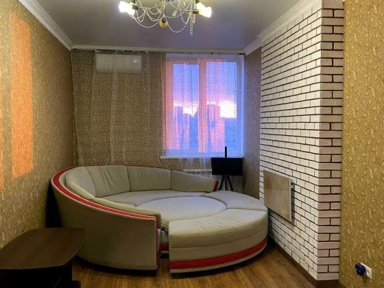 Сдам 2х кімнатну квартиру вул. Бульвар Ярослава Гашека 20/3