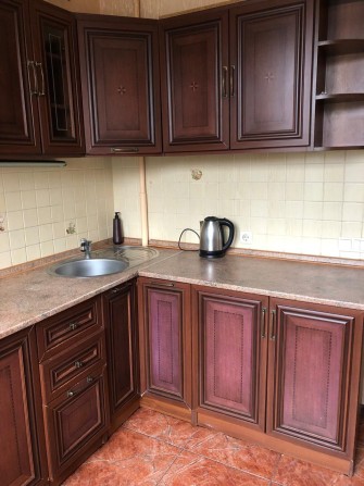 Сдам 1-комнатную полнометражную квартиру в районе ТЦ Украины - фото 1