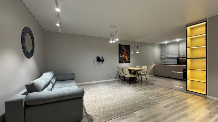 Оренда великої 2-х кімнатної квартири в ЖК Премьер Холл - фото 1