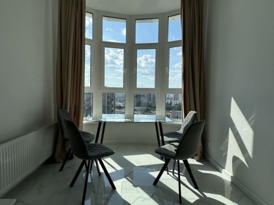 Оренда квартири , аренда квартиры на павла Іоанна