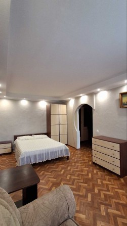 Сдам 1 ком .кв-ру в Центральной части города проспект А. Поля ( Кирова - фото 1