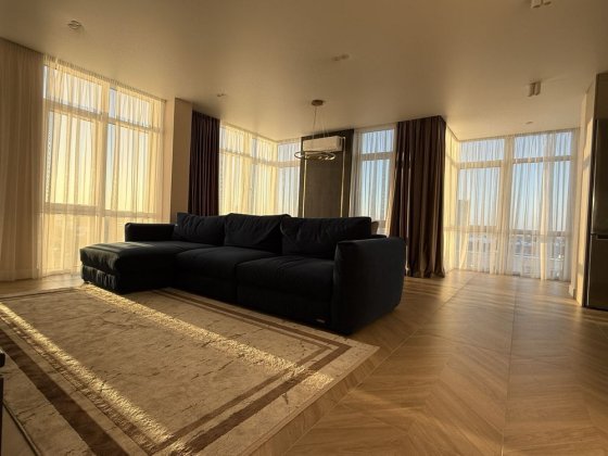 Оренда! Стильна 1-кімнатна + кухня-вітальня. Житомир