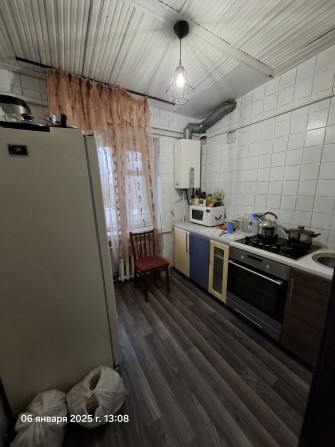 Сдам 3 ком.кв. ул.Молодогвардейская 7. - фото 1