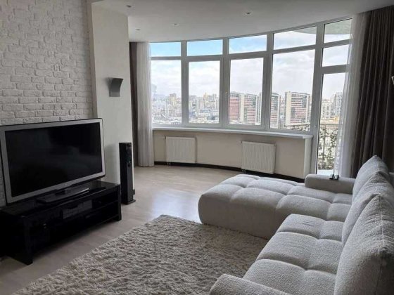 Здається 3-кімнатна квартира на вул.Генерала Шаповала 2 Київ