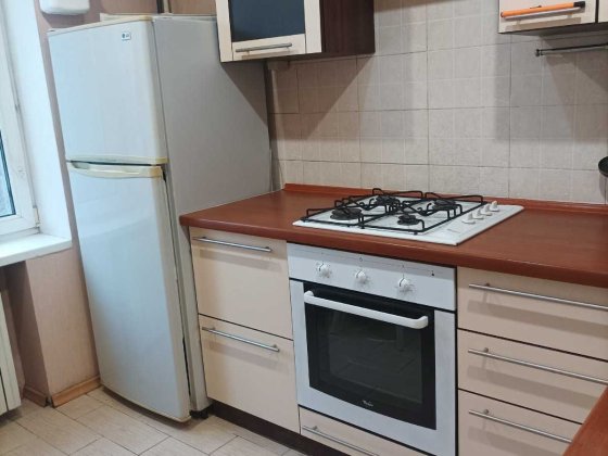 Сдам 2-х квартиру на Тополе-2 Днепр