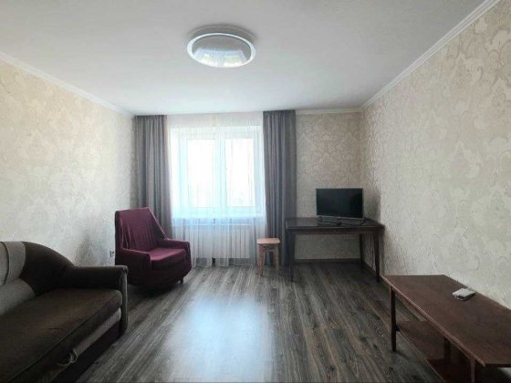 Сдам двухкомнатную кв-ру Ул. Леваневского, р-н автовокзал свет не откл Днепр