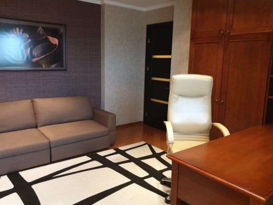 Продаж 4-к квартири вул. Раїси Окіпної 10а Киев