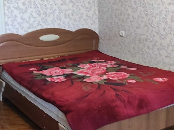 Однокімнатна квартира поряд з метро "Дарниця"