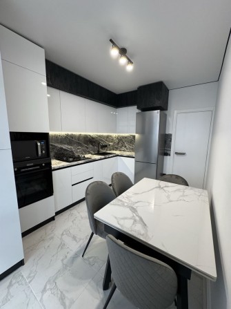 Перша здача , Наукова , Трускавецька , новобудова , котел , ванна - фото 1