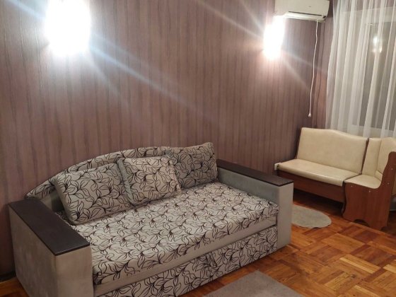 Оренда однокімнатної квартири у Дніпровському р-ні (Кияшка 40) Запоріжжя