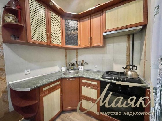 1 кімн. по вул.Новокузнецька,20, 6/9 Запорожье