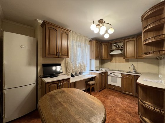 Оренда 3-кімнатної квартири на вул. Небесної Сотні Житомир