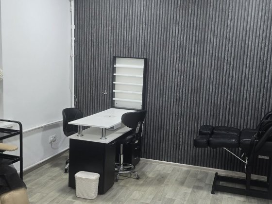 Здаётся место мастера маникюра,педикюра