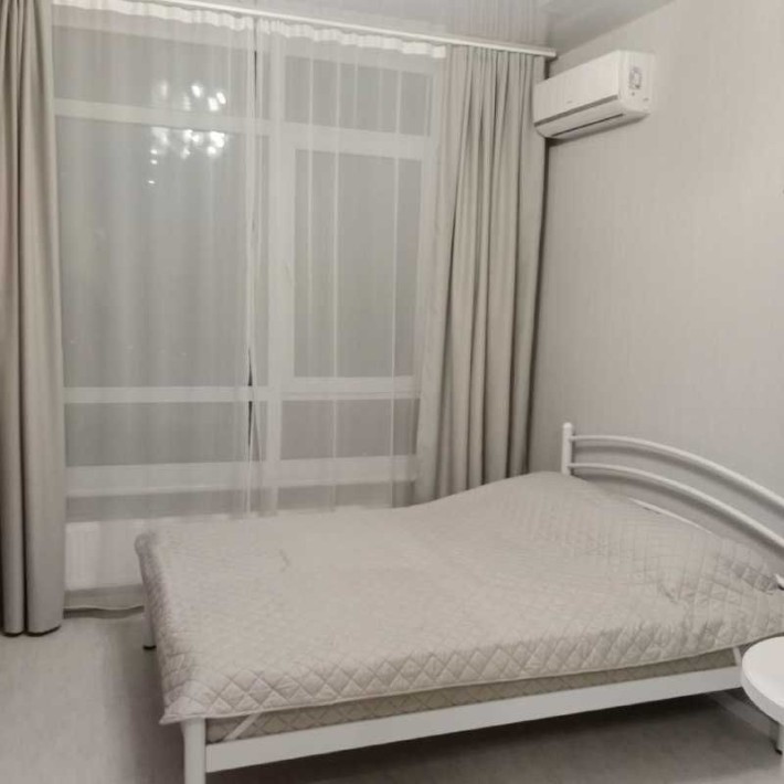 Квартира з красивим видом з вікна, світло є завжди! - фото 1