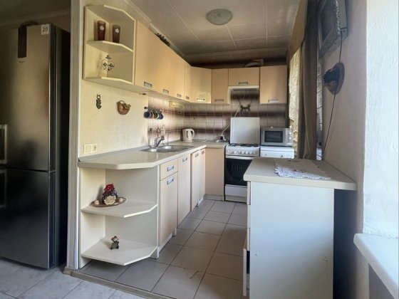 Продажа  2 комнатной  квартиры  ул.  Запорожская