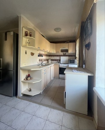 Продажа  2 комнатной  квартиры  ул.  Запорожская - фото 1