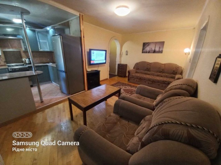 Аренда 2х-комнатной квартиры. Центр, ул Сталеваров - фото 1