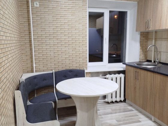 Актуально! 1-ая кв. 2/5 р-н Варуса, Гагарина