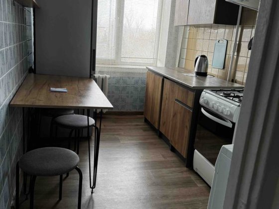 Сдам 2 комнатную квартиру на Касиора  Левый берег! Днепр